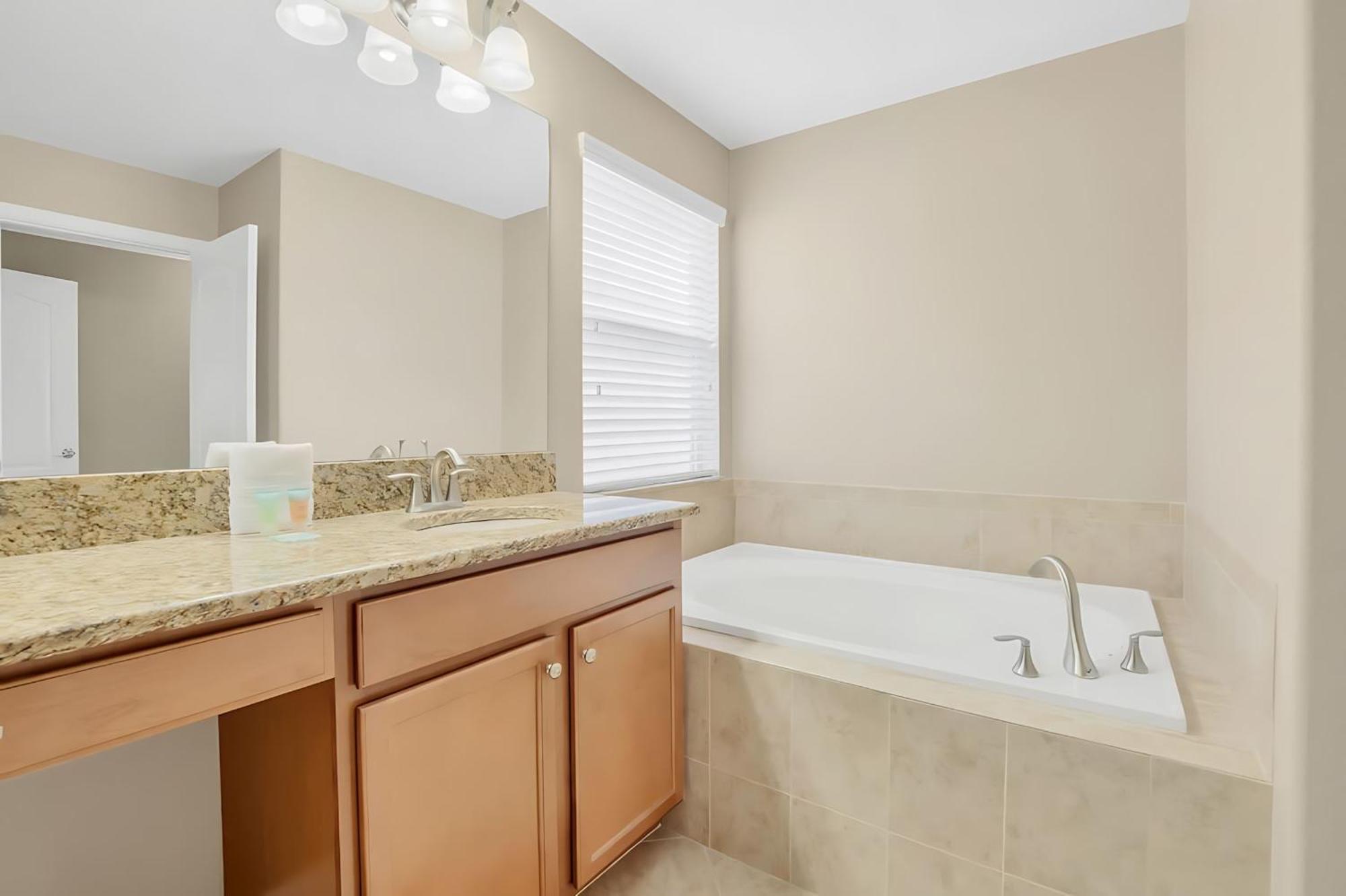 Near Disney - 5Br Home- Games Pool Hot Tub & Bbq Kissimmee Dış mekan fotoğraf